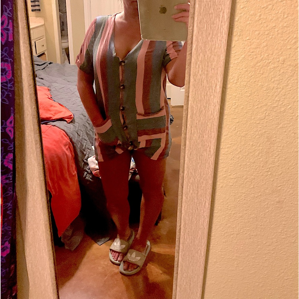 NEW LISTING ‼️SHOW ME YOUR MUMU Dress - Picture 5 of 16
